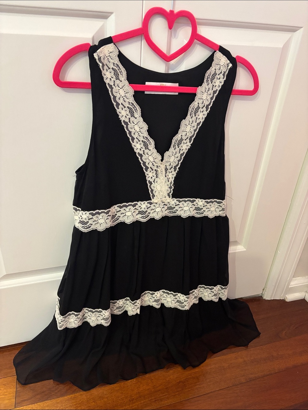 Amanda Uprichard Black Chemise with Ivory Lace Detail ( P)